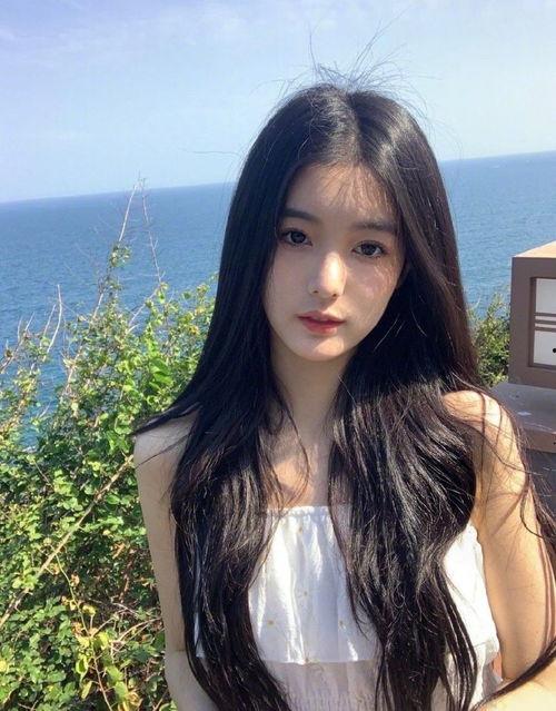 18歲網紅吃瓜,18歲網紅揭秘娛樂圈吃瓜大事件